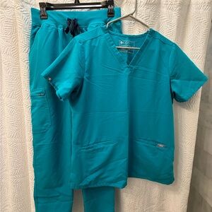 FIGS teal scrub set